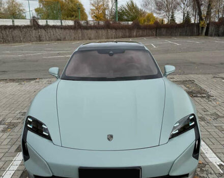 Серый Порше Тайкан, объемом двигателя 0 л и пробегом 24 тыс. км за 180000 $, фото 1 на Automoto.ua