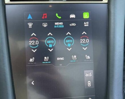 Серый Порше Тайкан, объемом двигателя 0 л и пробегом 24 тыс. км за 180000 $, фото 22 на Automoto.ua