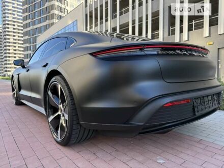 Порше Тайкан 2023 в Киеве на Automoto.ua Серый Порше Тайкан, объемом двигателя 0 л и пробегом 10 тыс. км за 115333 $, фото 1 на Automoto.ua