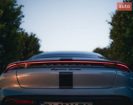 Синий Порше Тайкан, объемом двигателя 0 л и пробегом 15 тыс. км за 100000 $, фото 54 на Automoto.ua