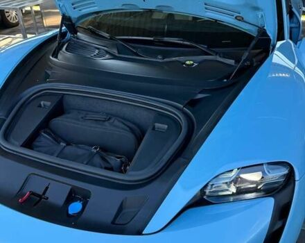 Синий Порше Тайкан, объемом двигателя 0 л и пробегом 15 тыс. км за 100000 $, фото 116 на Automoto.ua