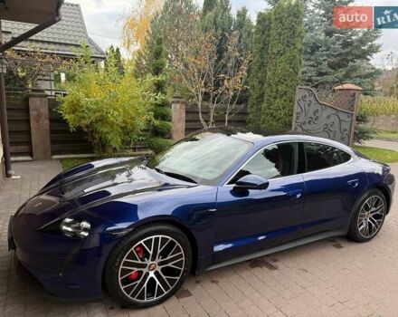 Синий Порше Тайкан, объемом двигателя 0 л и пробегом 38 тыс. км за 73000 $, фото 15 на Automoto.ua