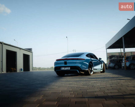 Синий Порше Тайкан, объемом двигателя 0 л и пробегом 15 тыс. км за 100000 $, фото 10 на Automoto.ua