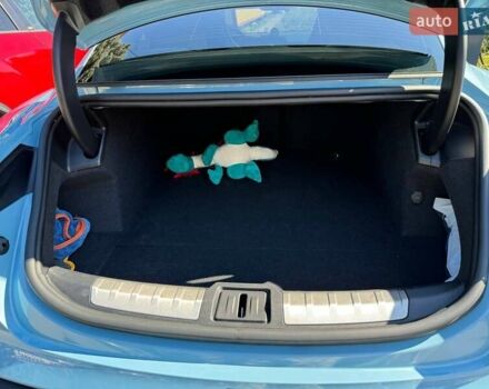 Синий Порше Тайкан, объемом двигателя 0 л и пробегом 15 тыс. км за 100000 $, фото 113 на Automoto.ua