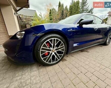 Синий Порше Тайкан, объемом двигателя 0 л и пробегом 38 тыс. км за 73000 $, фото 16 на Automoto.ua