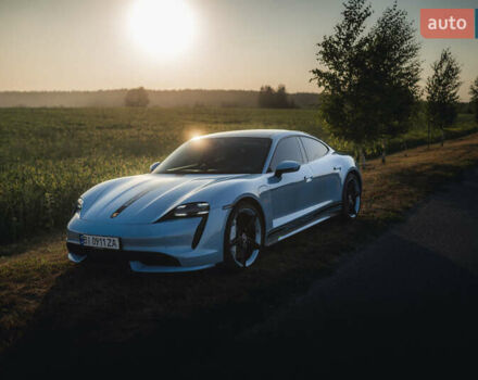 Синий Порше Тайкан, объемом двигателя 0 л и пробегом 15 тыс. км за 100000 $, фото 34 на Automoto.ua