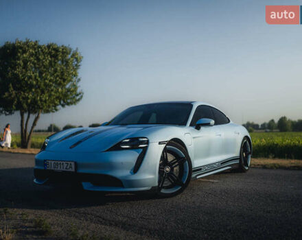 Синий Порше Тайкан, объемом двигателя 0 л и пробегом 15 тыс. км за 100000 $, фото 22 на Automoto.ua