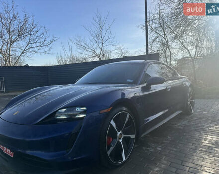 Синий Порше Тайкан, объемом двигателя 0 л и пробегом 76 тыс. км за 55000 $, фото 1 на Automoto.ua