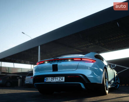 Синий Порше Тайкан, объемом двигателя 0 л и пробегом 15 тыс. км за 100000 $, фото 4 на Automoto.ua