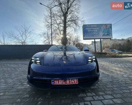 Синий Порше Тайкан, объемом двигателя 0 л и пробегом 76 тыс. км за 55000 $, фото 4 на Automoto.ua