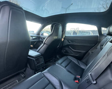 Синий Порше Тайкан, объемом двигателя 0 л и пробегом 76 тыс. км за 55000 $, фото 6 на Automoto.ua