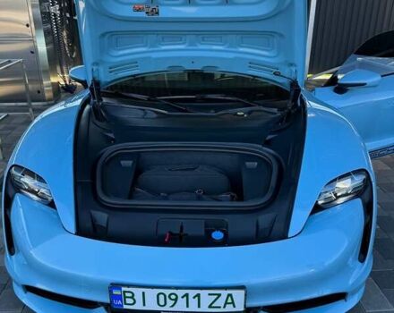 Синий Порше Тайкан, объемом двигателя 0 л и пробегом 15 тыс. км за 100000 $, фото 117 на Automoto.ua