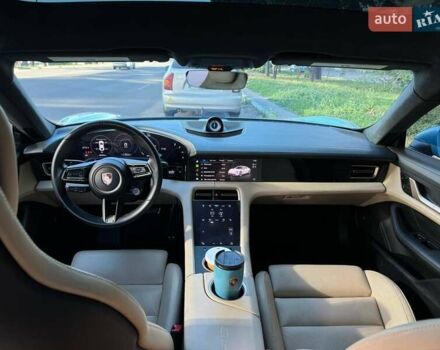 Синий Порше Тайкан, объемом двигателя 0 л и пробегом 15 тыс. км за 100000 $, фото 111 на Automoto.ua