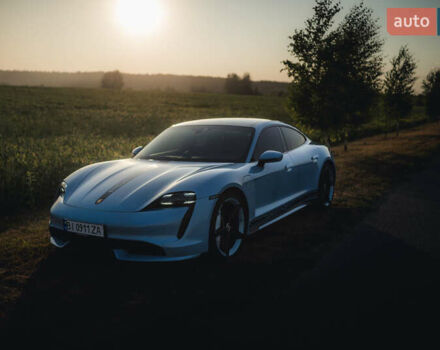 Синий Порше Тайкан, объемом двигателя 0 л и пробегом 15 тыс. км за 100000 $, фото 35 на Automoto.ua