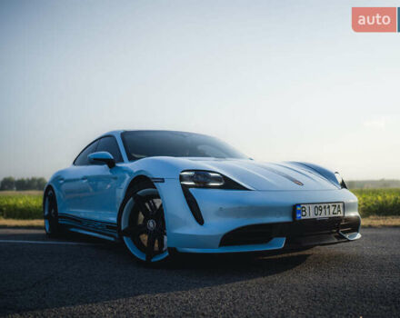 Синий Порше Тайкан, объемом двигателя 0 л и пробегом 15 тыс. км за 100000 $, фото 26 на Automoto.ua