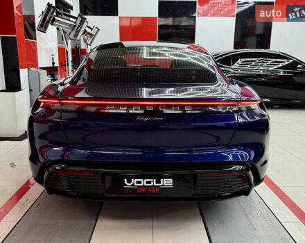 Синій Порше Тайкан, об'ємом двигуна 0 л та пробігом 55 тис. км за 57000 $, фото 6 на Automoto.ua