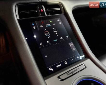 Синій Порше Тайкан, об'ємом двигуна 0 л та пробігом 55 тис. км за 57000 $, фото 14 на Automoto.ua