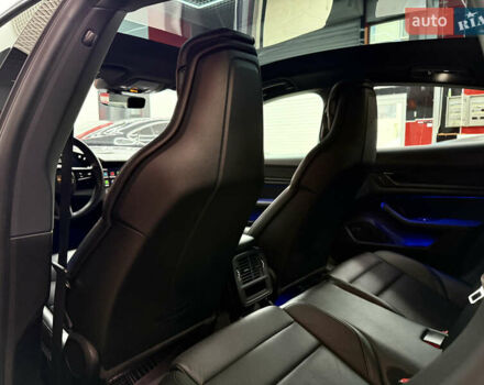 Синій Порше Тайкан, об'ємом двигуна 0 л та пробігом 55 тис. км за 57000 $, фото 13 на Automoto.ua