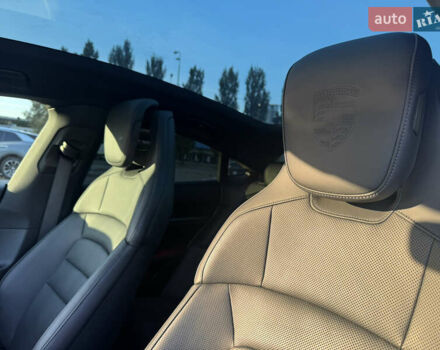 Синій Порше Тайкан, об'ємом двигуна 0 л та пробігом 40 тис. км за 75000 $, фото 7 на Automoto.ua