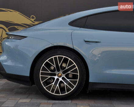 Синий Порше Тайкан, объемом двигателя 0 л и пробегом 15 тыс. км за 62000 $, фото 12 на Automoto.ua