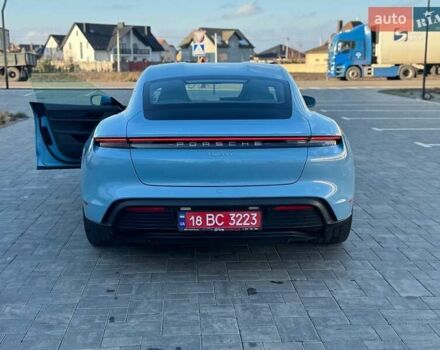 Синий Порше Тайкан, объемом двигателя 0 л и пробегом 35 тыс. км за 47900 $, фото 4 на Automoto.ua