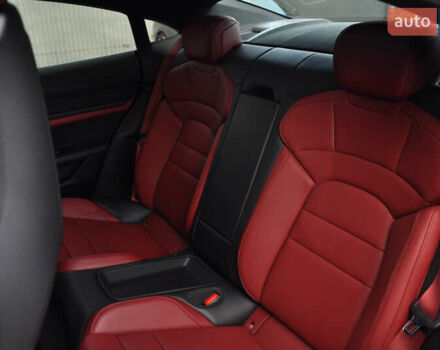 Синий Порше Тайкан, объемом двигателя 0 л и пробегом 15 тыс. км за 62000 $, фото 22 на Automoto.ua