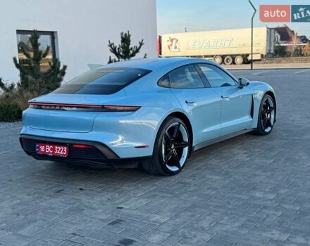 Синий Порше Тайкан, объемом двигателя 0 л и пробегом 35 тыс. км за 47900 $, фото 3 на Automoto.ua