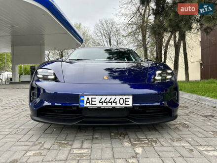 Порше Тайкан 2020 в Днепре (Днепропетровске) на Automoto.ua Синий Порше Тайкан, объемом двигателя 0 л и пробегом 9 тыс. км за 105000 $, фото 1 на Automoto.ua