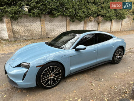 Порше Тайкан 2022 в Киеве на Automoto.ua Синий Порше Тайкан, объемом двигателя 0 л и пробегом 15 тыс. км за 67000 $, фото 1 на Automoto.ua