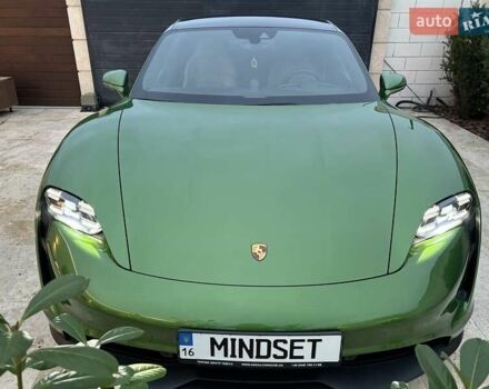 Зелений Порше Тайкан, об'ємом двигуна 0 л та пробігом 32 тис. км за 72000 $, фото 1 на Automoto.ua