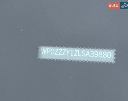 Зелений Порше Тайкан, об'ємом двигуна 0 л та пробігом 32 тис. км за 72000 $, фото 22 на Automoto.ua