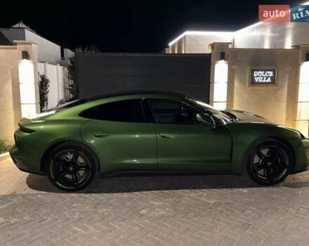 Зелений Порше Тайкан, об'ємом двигуна 0 л та пробігом 32 тис. км за 72000 $, фото 7 на Automoto.ua