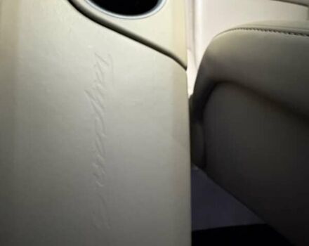 Зелений Порше Тайкан, об'ємом двигуна 0 л та пробігом 32 тис. км за 72000 $, фото 36 на Automoto.ua