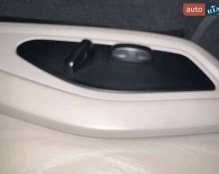 Зелений Порше Тайкан, об'ємом двигуна 0 л та пробігом 32 тис. км за 72000 $, фото 37 на Automoto.ua