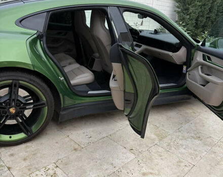 Зелений Порше Тайкан, об'ємом двигуна 0 л та пробігом 32 тис. км за 65000 $, фото 8 на Automoto.ua