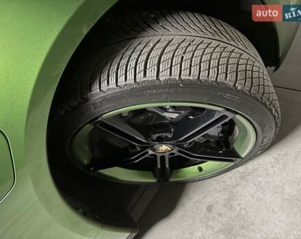 Зелений Порше Тайкан, об'ємом двигуна 0 л та пробігом 32 тис. км за 72000 $, фото 62 на Automoto.ua