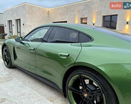 Зелений Порше Тайкан, об'ємом двигуна 0 л та пробігом 32 тис. км за 72000 $, фото 5 на Automoto.ua