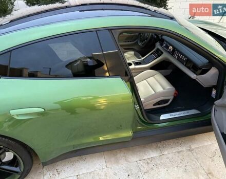 Зелений Порше Тайкан, об'ємом двигуна 0 л та пробігом 32 тис. км за 72000 $, фото 54 на Automoto.ua