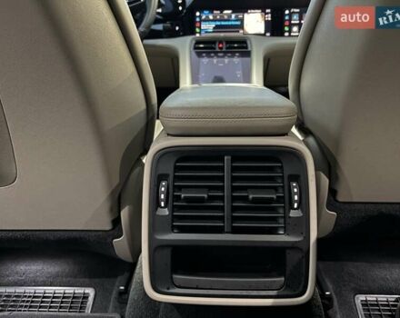 Зелений Порше Тайкан, об'ємом двигуна 0 л та пробігом 32 тис. км за 72000 $, фото 39 на Automoto.ua