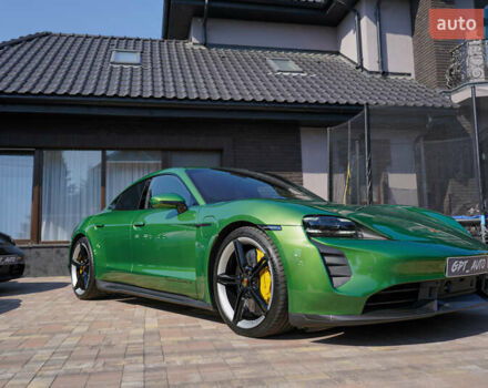 Зеленый Порше Тайкан, объемом двигателя 0 л и пробегом 9 тыс. км за 104700 $, фото 13 на Automoto.ua