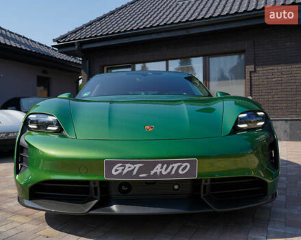 Зеленый Порше Тайкан, объемом двигателя 0 л и пробегом 9 тыс. км за 104700 $, фото 2 на Automoto.ua