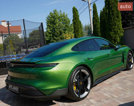 Зеленый Порше Тайкан, объемом двигателя 0 л и пробегом 9 тыс. км за 104700 $, фото 9 на Automoto.ua