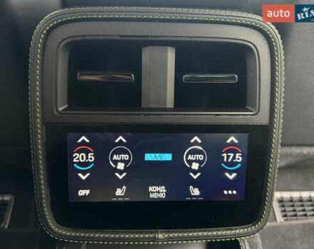 Зеленый Порше Тайкан, объемом двигателя 0 л и пробегом 9 тыс. км за 104700 $, фото 25 на Automoto.ua