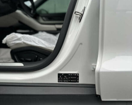 Белый Порше Taycan Cross Turismo, объемом двигателя 0 л и пробегом 81 тыс. км за 70000 $, фото 20 на Automoto.ua