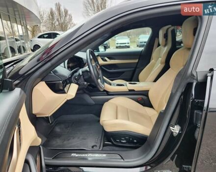 Чорний Порше Taycan Cross Turismo, об'ємом двигуна 0 л та пробігом 13 тис. км за 115500 $, фото 21 на Automoto.ua