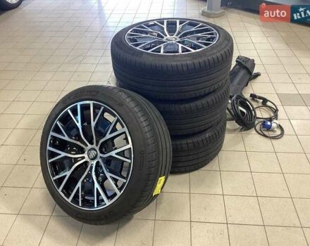 Черный Порше Taycan Cross Turismo, объемом двигателя 0 л и пробегом 39 тыс. км за 66900 $, фото 6 на Automoto.ua