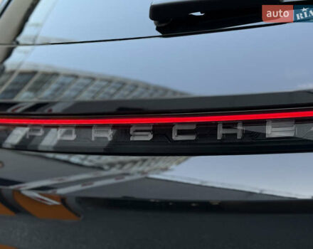 Черный Порше Taycan Cross Turismo, объемом двигателя 0 л и пробегом 15 тыс. км за 85000 $, фото 39 на Automoto.ua