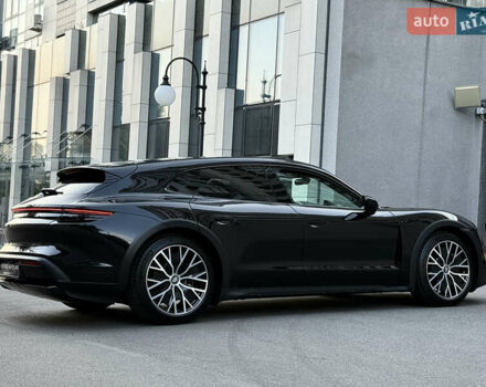 Черный Порше Taycan Cross Turismo, объемом двигателя 0 л и пробегом 15 тыс. км за 85000 $, фото 24 на Automoto.ua