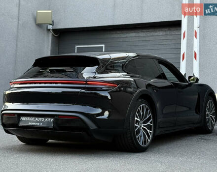 Черный Порше Taycan Cross Turismo, объемом двигателя 0 л и пробегом 15 тыс. км за 85000 $, фото 19 на Automoto.ua