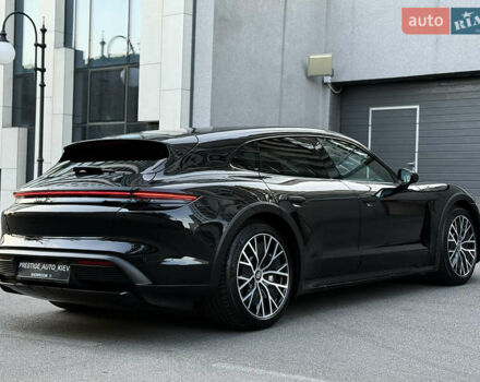 Черный Порше Taycan Cross Turismo, объемом двигателя 0 л и пробегом 15 тыс. км за 88000 $, фото 25 на Automoto.ua